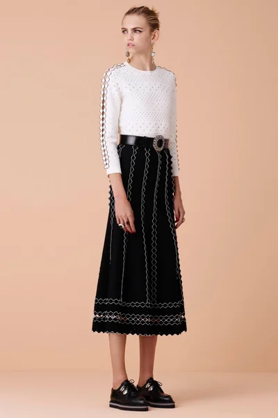 Look 12